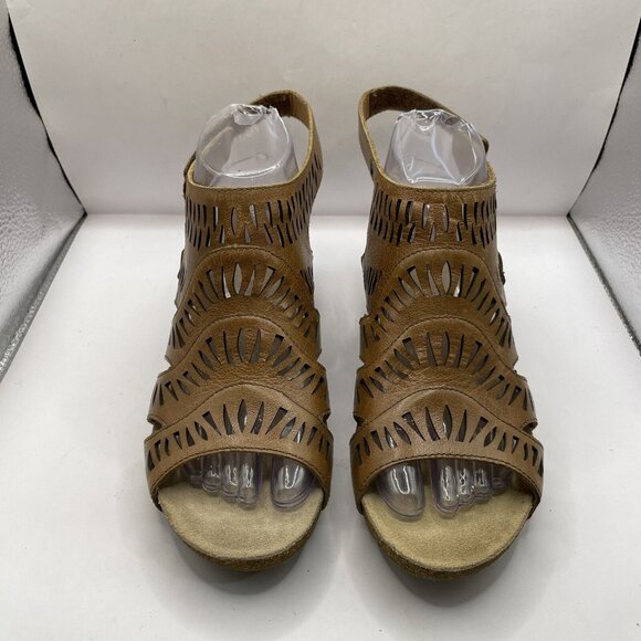 Josef Seibel Sunny Sandal Womens 39 US 8.5 Brown Leather High Heel Cutout - Picture 2 of 9